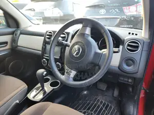 Mazda Verisa 2013 Red