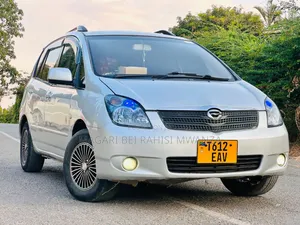 Toyota Corolla Spacio 2004 Silver