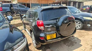 Toyota RAV4 2004 Black