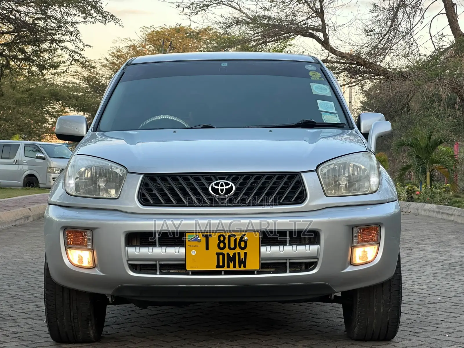 Toyota RAV4 Automatic 2003 Silver