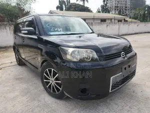 Toyota Corolla Rumion Hatchback 1.5 FWD 2009 Black