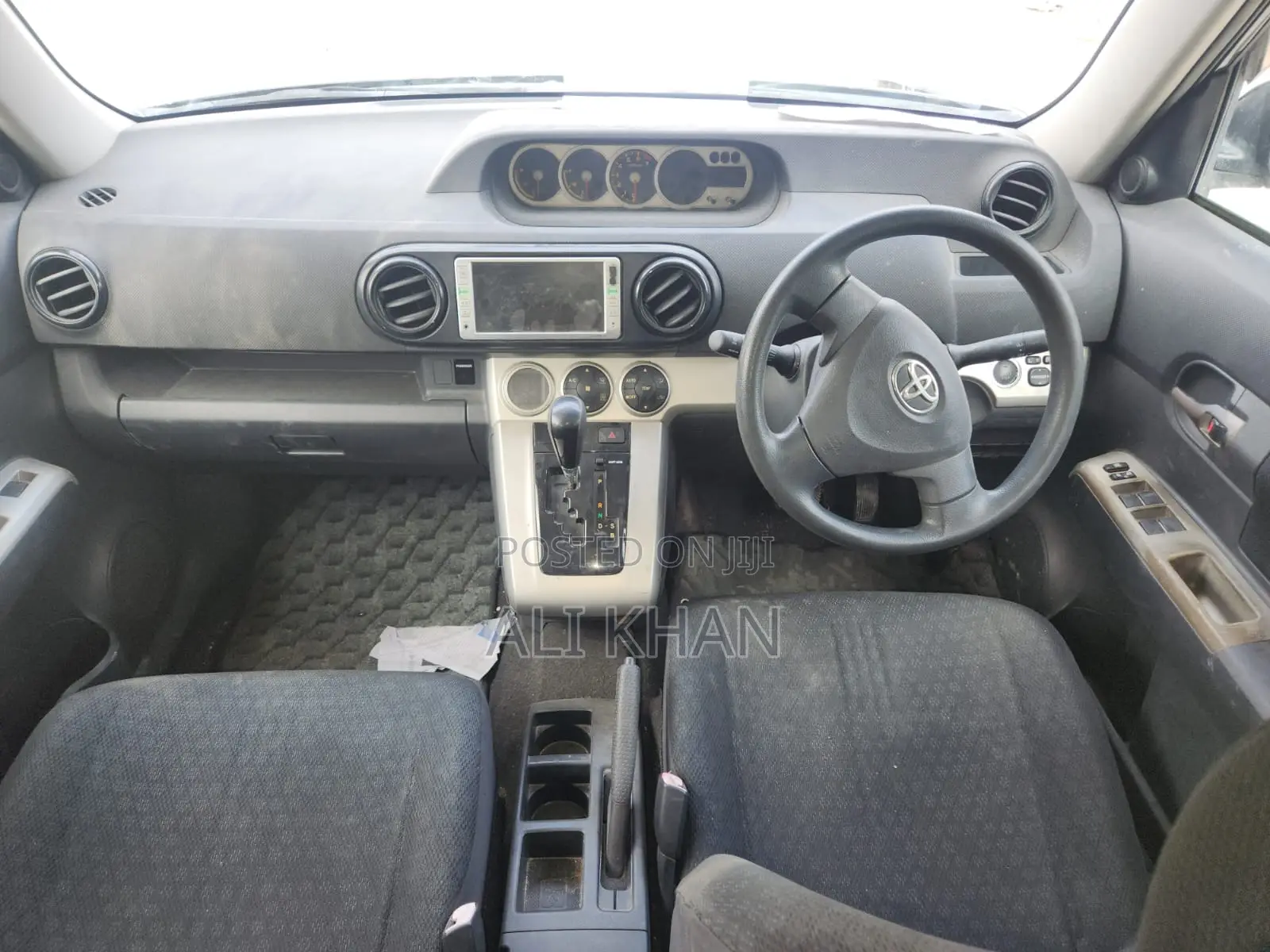 Toyota Corolla Rumion Hatchback 1.5 FWD 2009 Black
