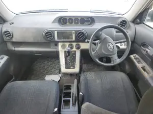 Toyota Corolla Rumion Hatchback 1.5 FWD 2009 Black