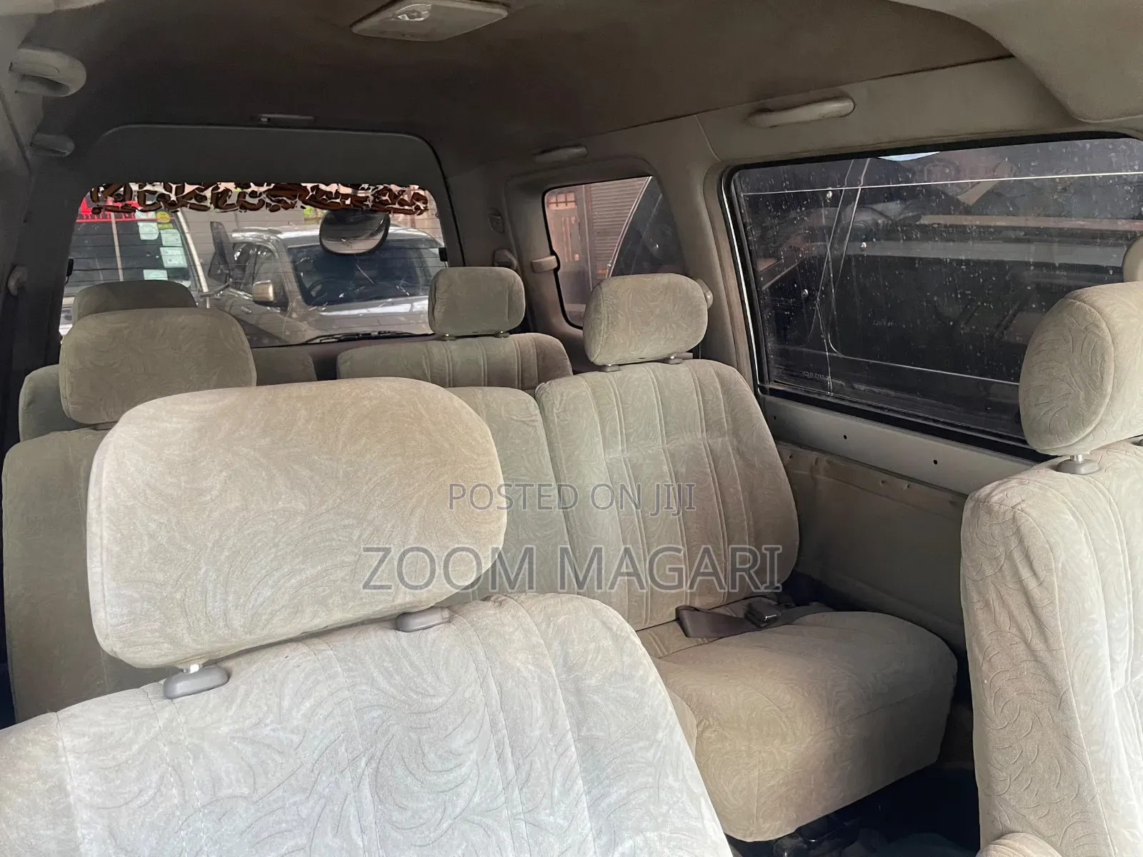Toyota Noah 2001 Silver