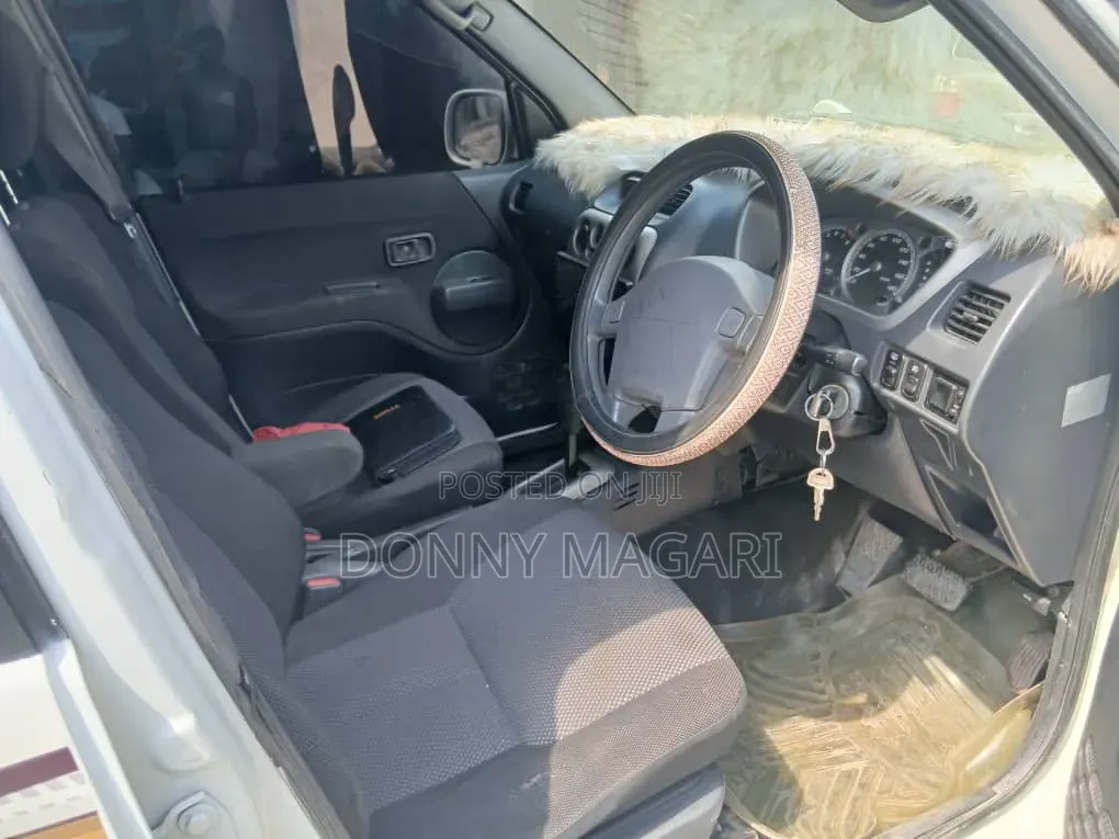 Toyota Cami 2008 White