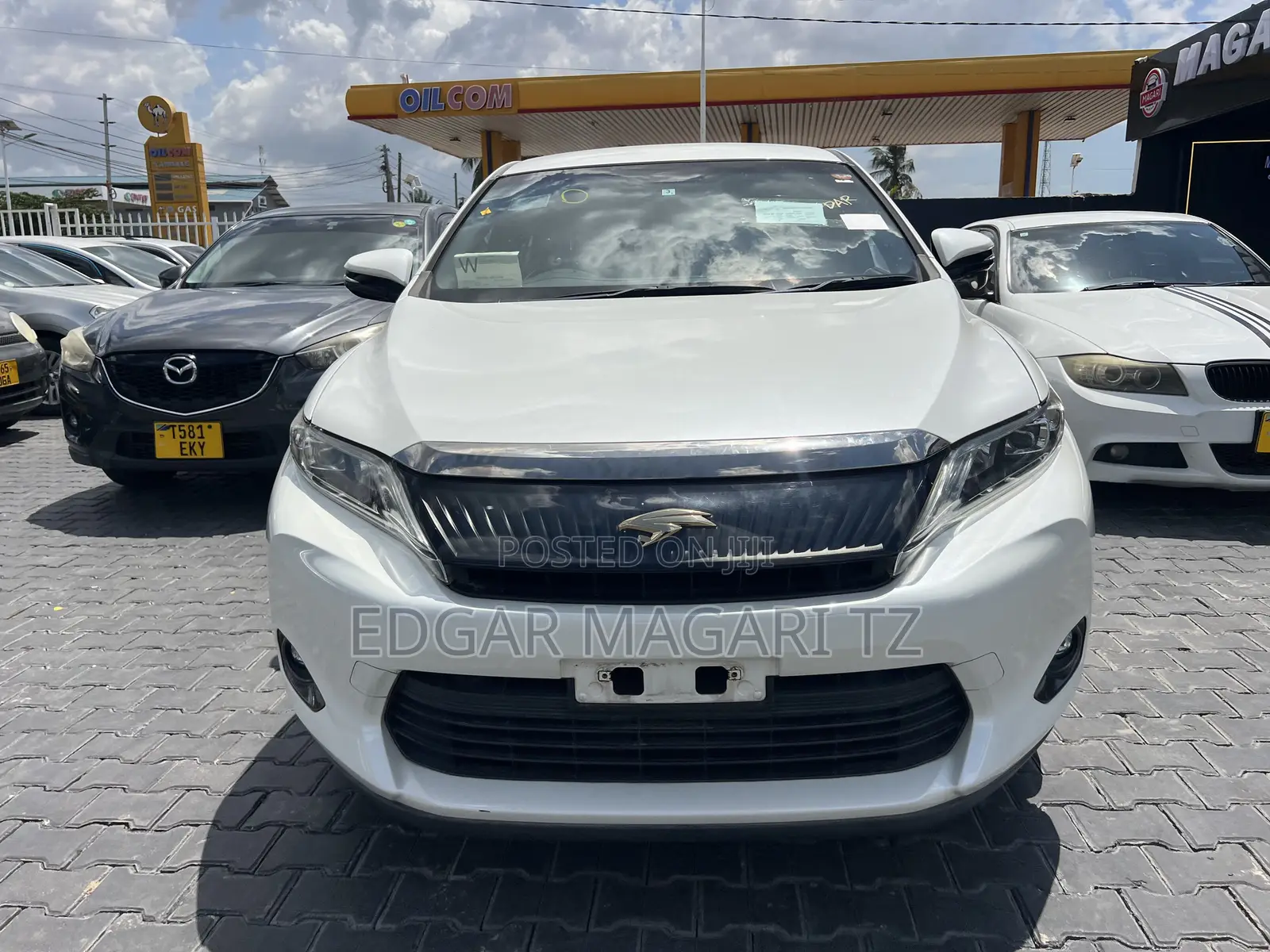 Toyota Harrier 2016 White