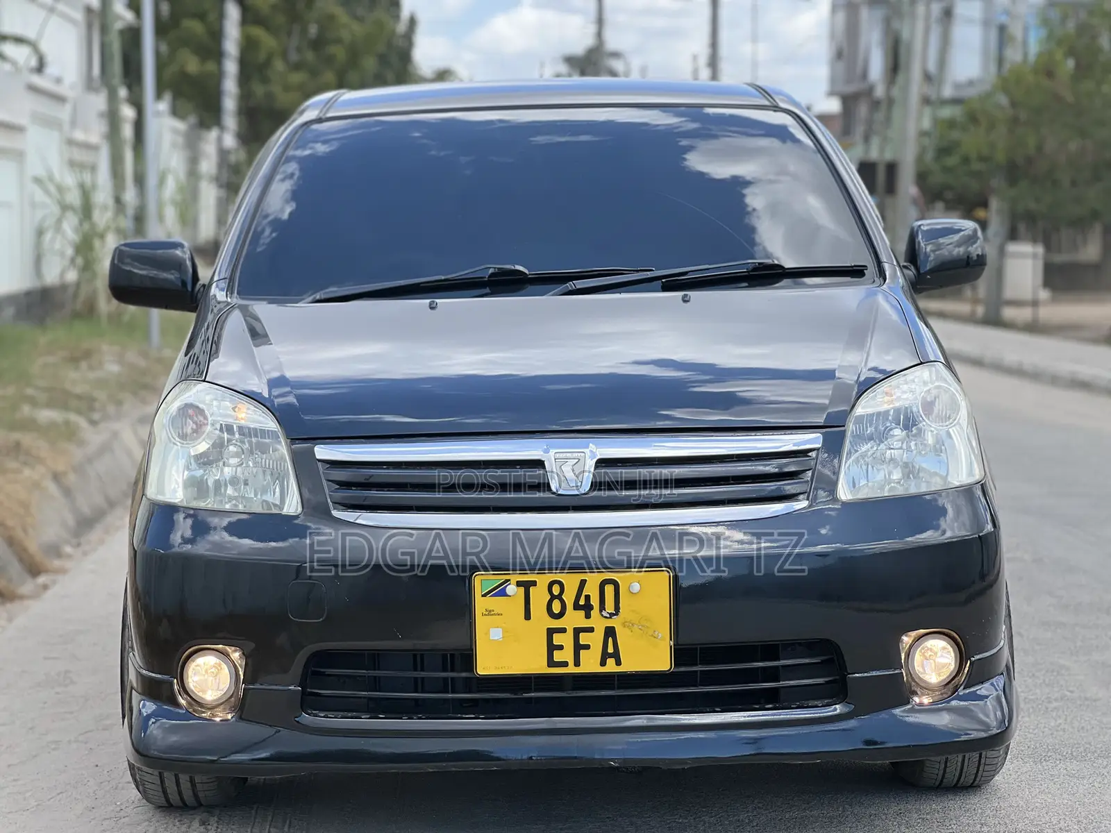 Toyota Raum 2004 Black
