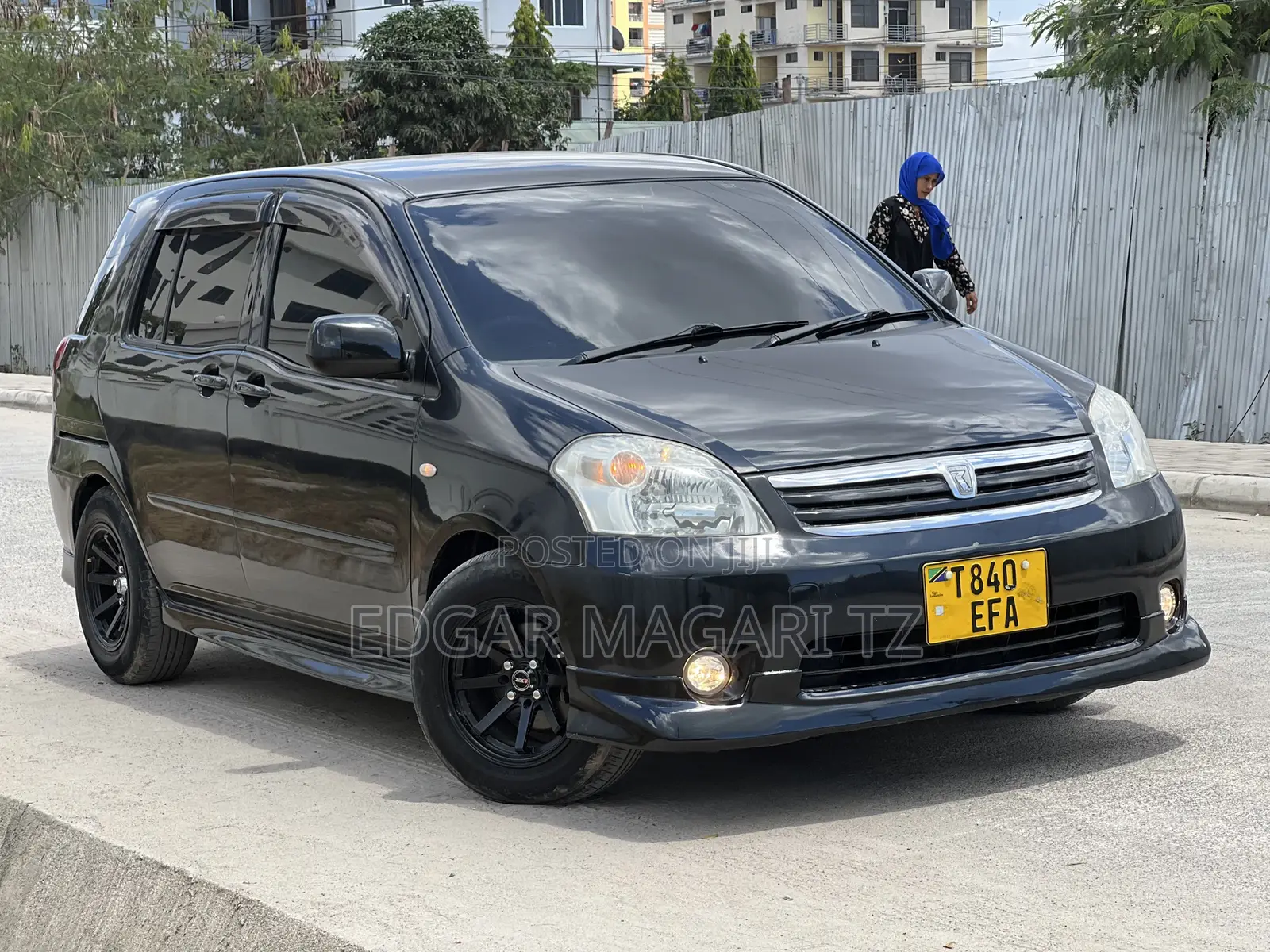 Toyota Raum 2004 Black