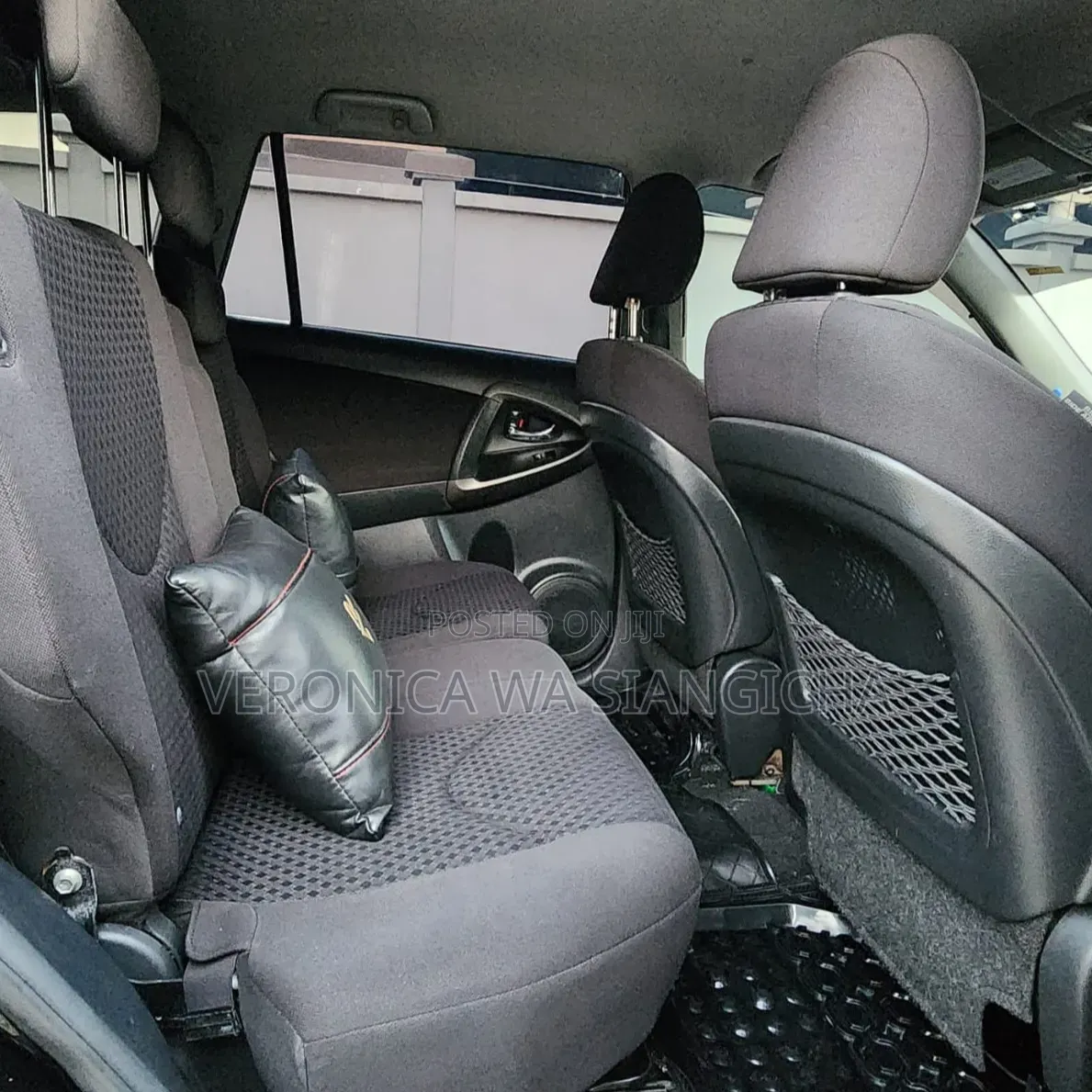 Toyota Vanguard 2011 Black