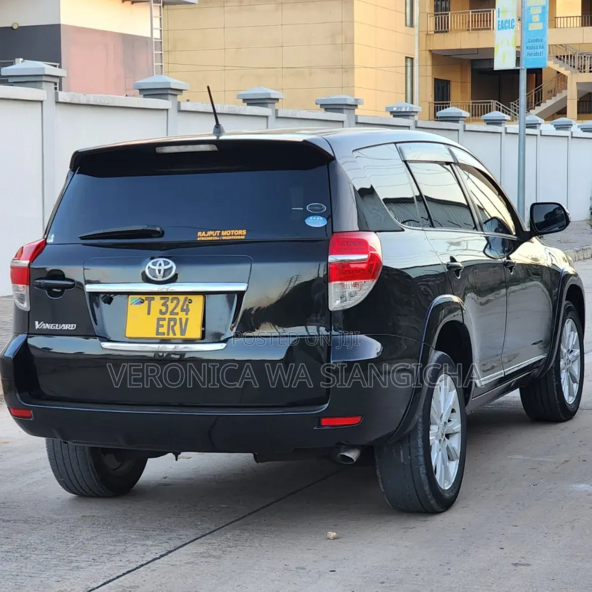 Toyota Vanguard 2011 Black
