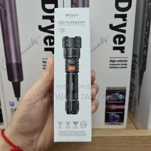 Yesido LED Flashlight With Battery Level Display, Zoomable Focus Light