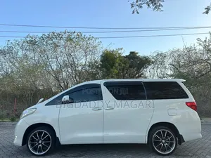 Toyota Alphard 2010