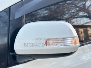 Toyota Alphard 2010