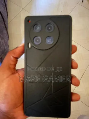 Tecno Camon 30 256 GB Black