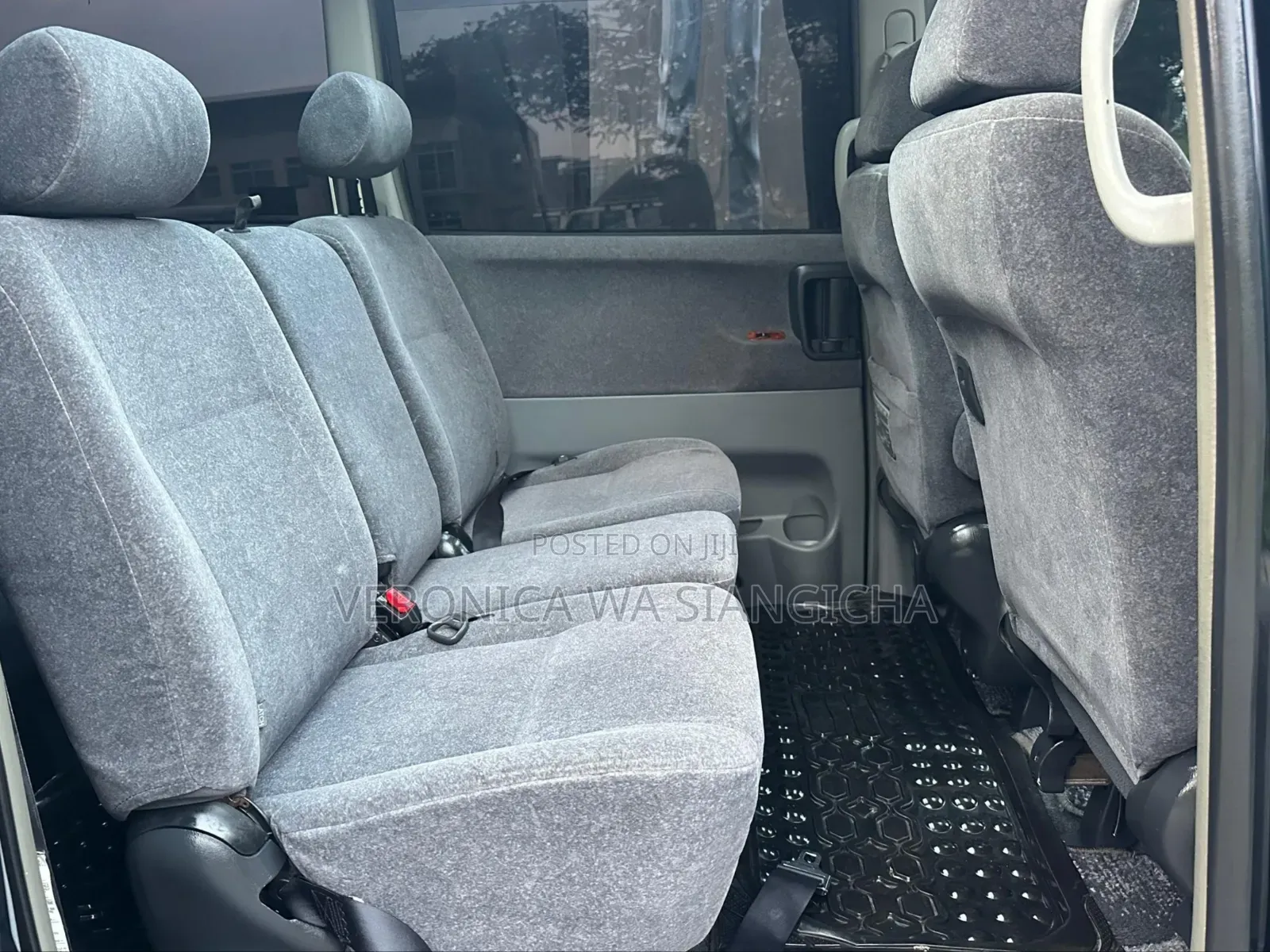 Toyota Noah 2004 Black