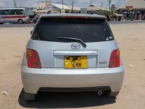 Toyota IST 2006 Silver