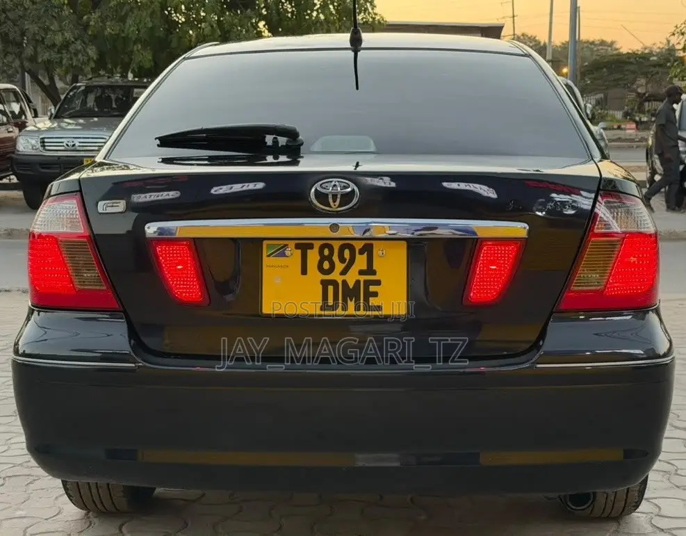 Toyota Premio 2004 Black