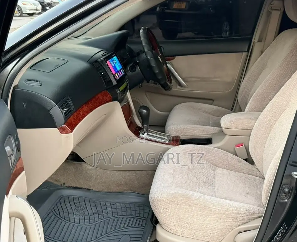 Toyota Premio 2004 Black
