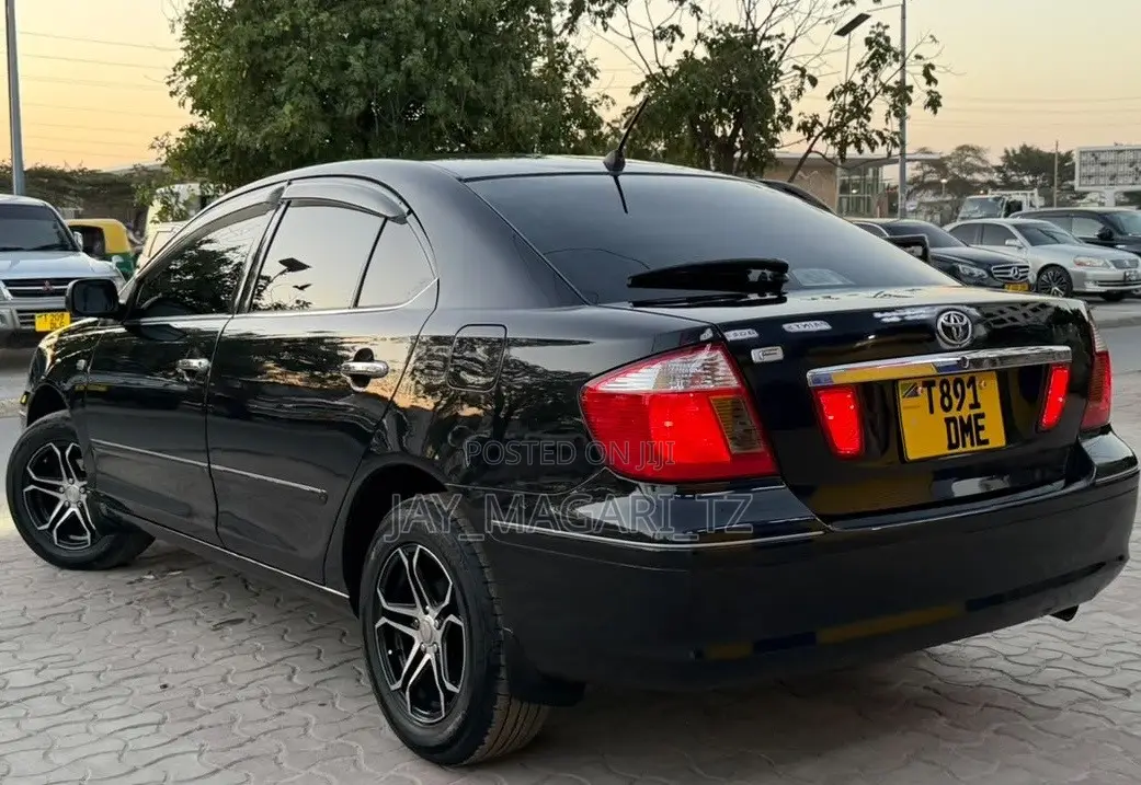 Toyota Premio 2004 Black