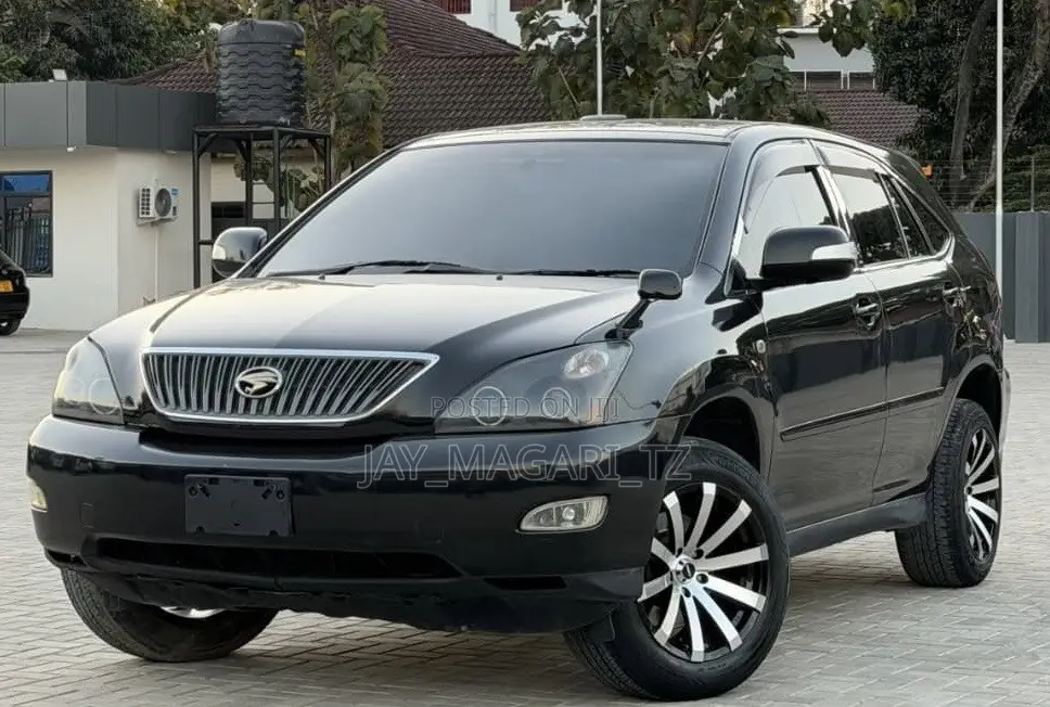Toyota Harrier 2005 Black