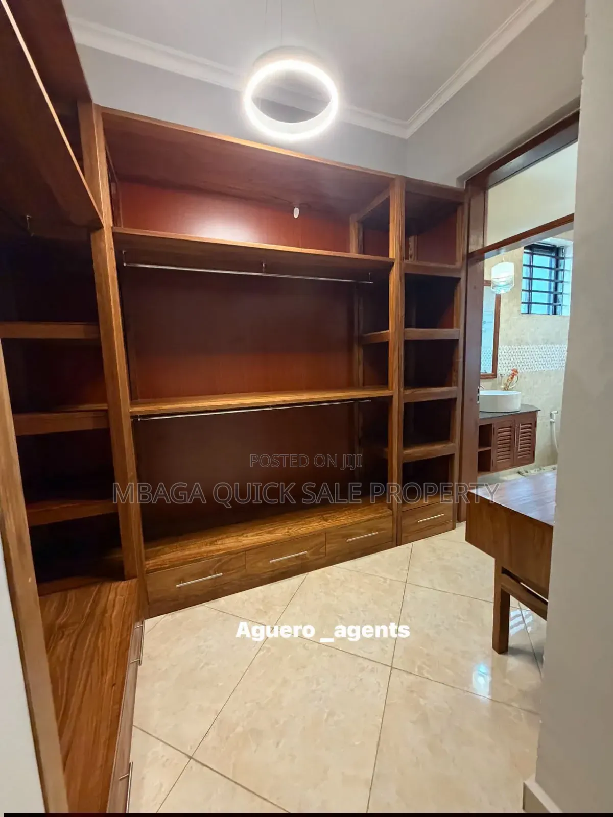 Furnished 4bdrm Villa in Oyster Bay for rent