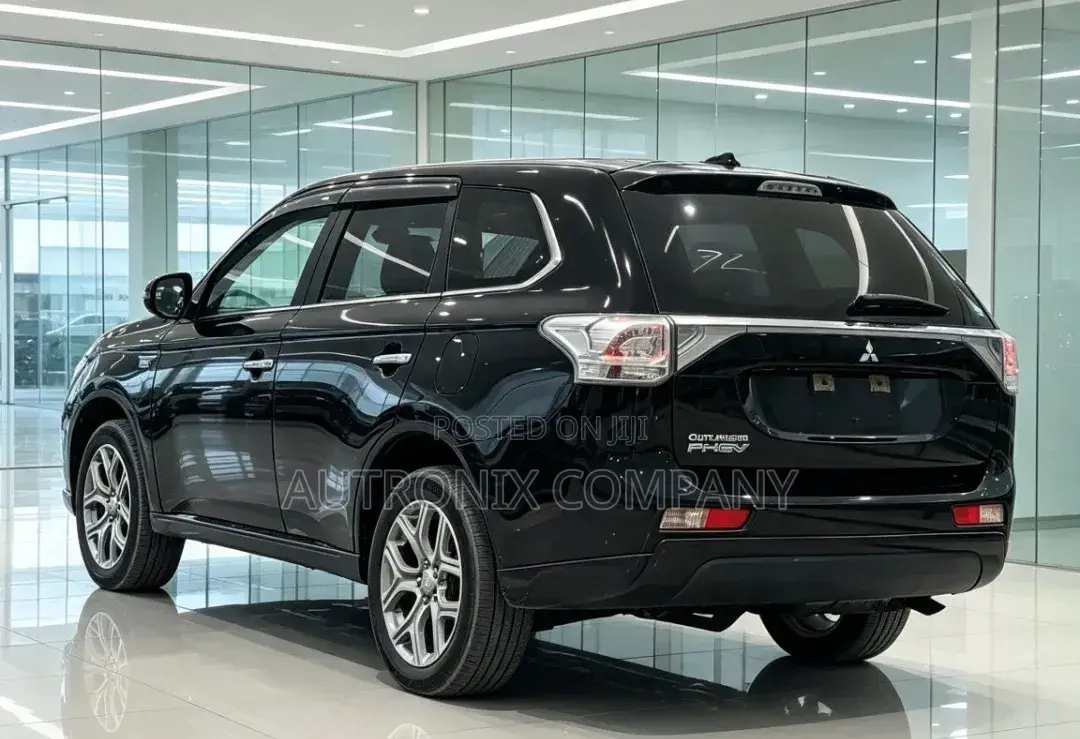 Mitsubishi Outlander 2015