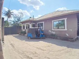 3bdrm House in Ukonga for sale