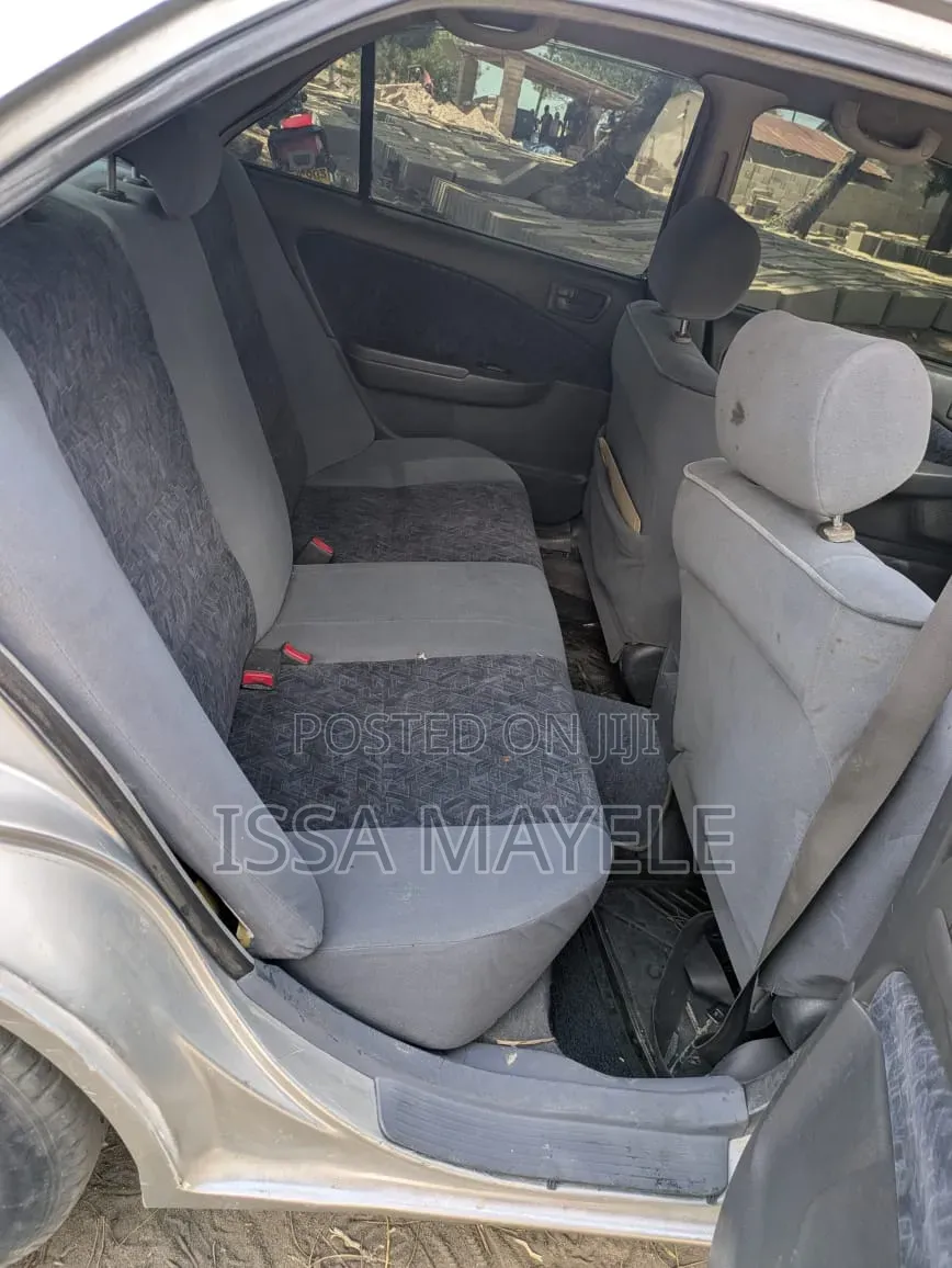 Toyota Carina 2001 Silver