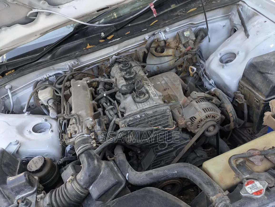 Toyota Cresta 2002 White