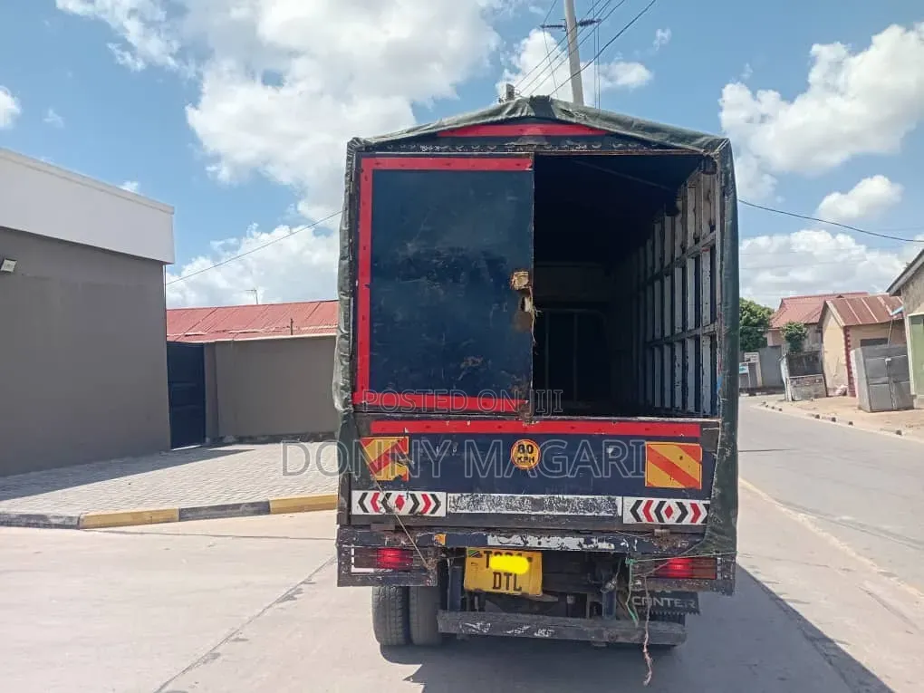 Mitsubishi Canter
