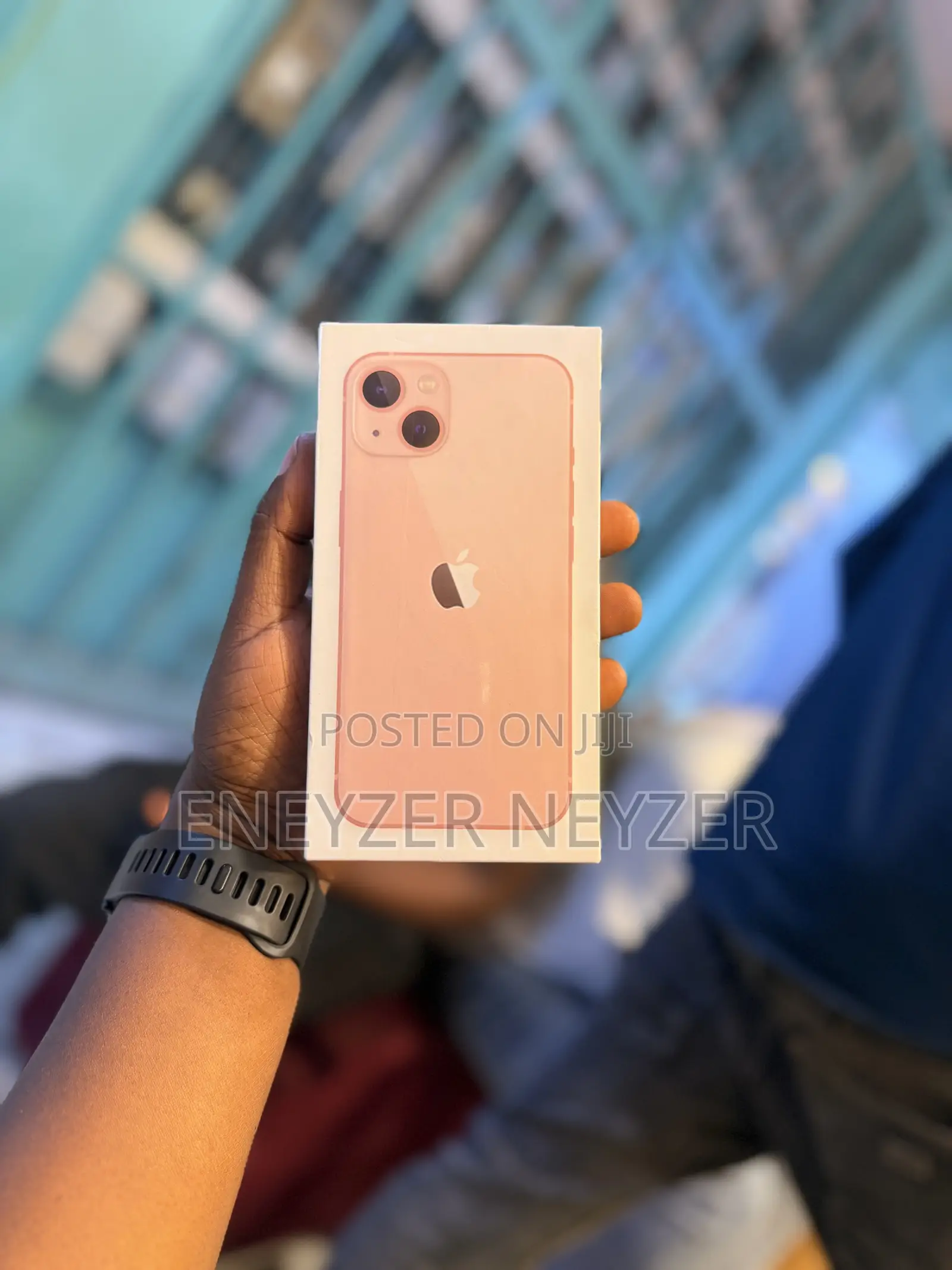 New Apple iPhone 13 128 GB Pink