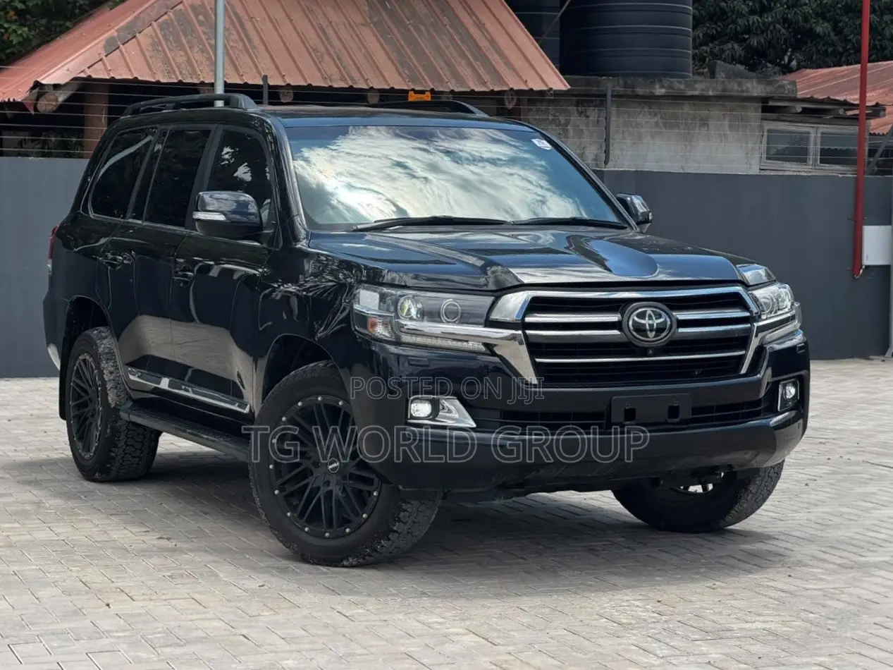 Toyota Land Cruiser 2021 Black