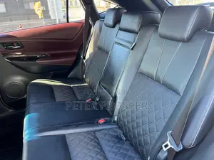 Toyota Harrier 2.0 2016 Burgundy