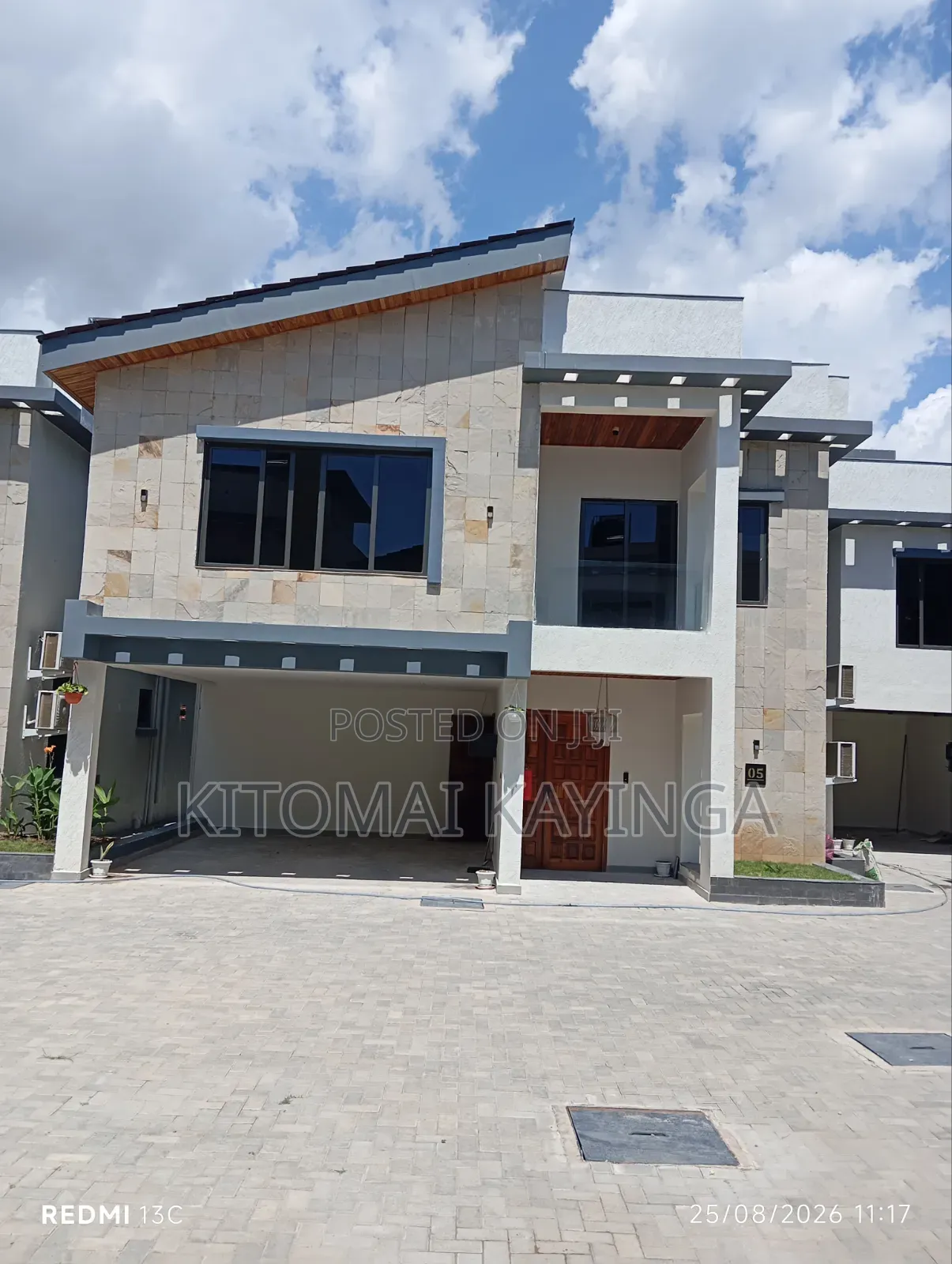 Furnished 4bdrm Villa in Masaki for rent