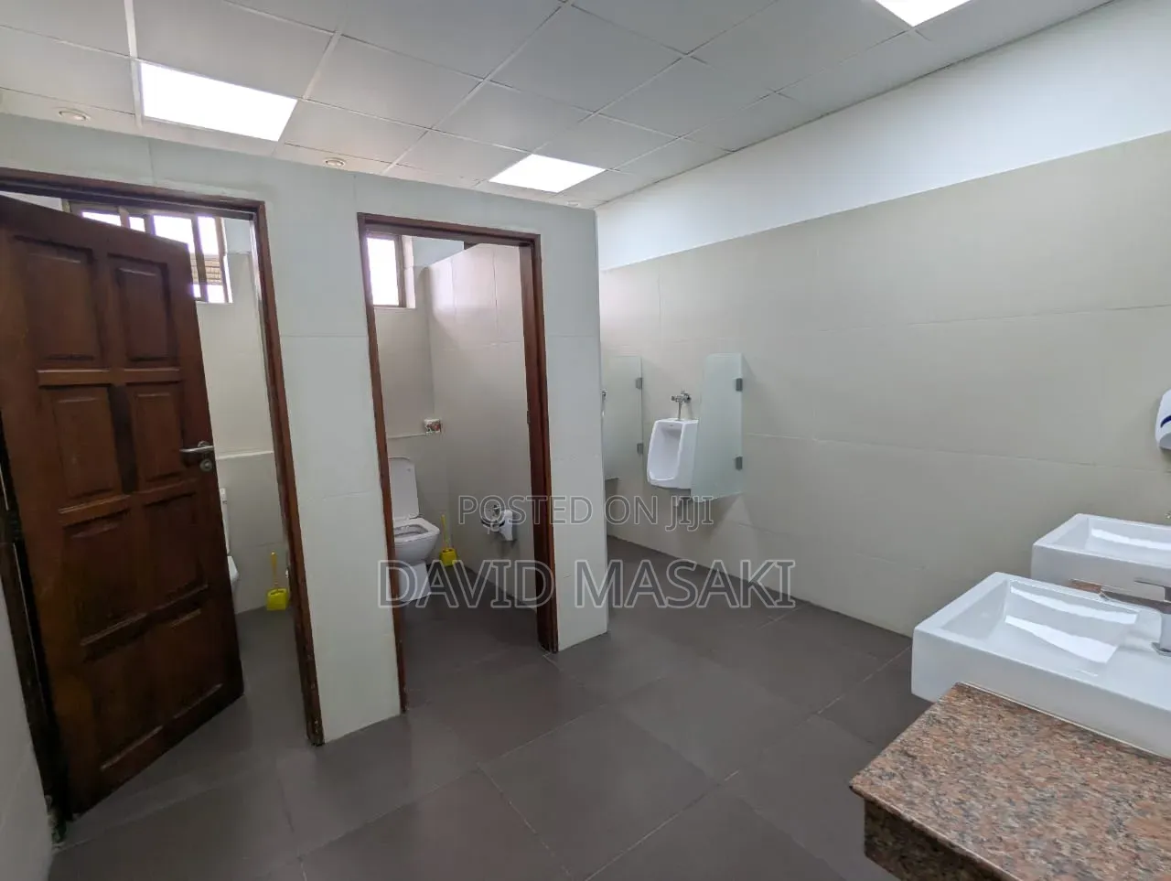 Premium Office of 200 Sq M for RWNT in Masaki