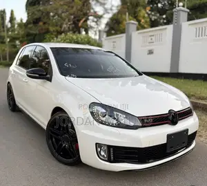 Volkswagen Golf 2011 White