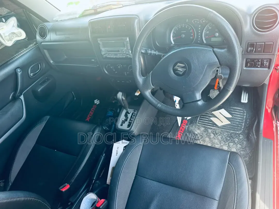 Suzuki Jimny 1.3 2012 Red