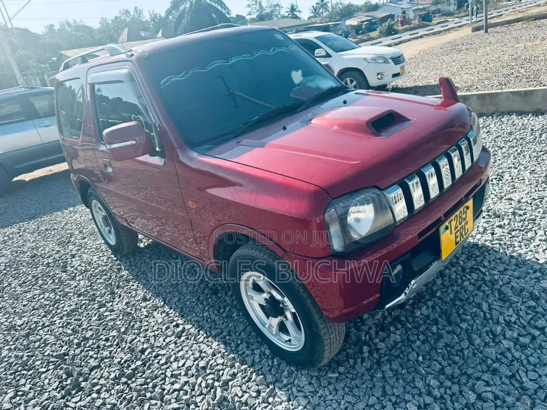 Suzuki Jimny 1.3 2012 Red
