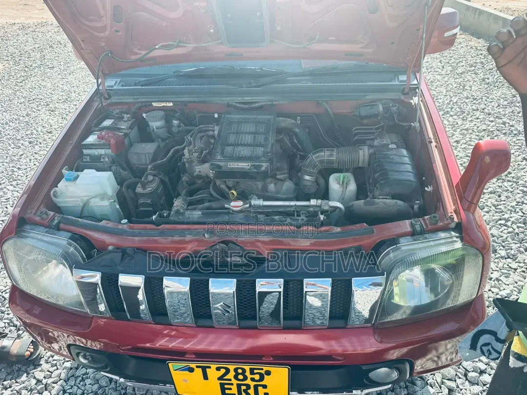 Suzuki Jimny 1.3 2012 Red