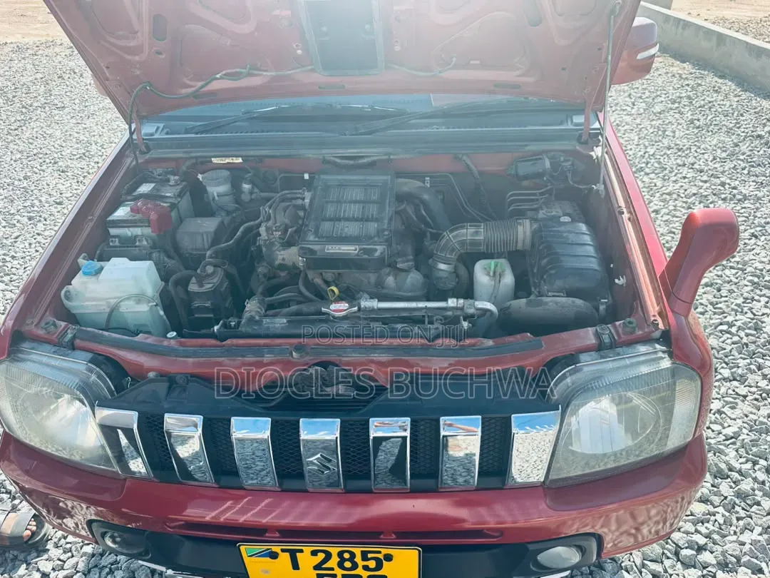 Suzuki Jimny 1.3 2012 Red