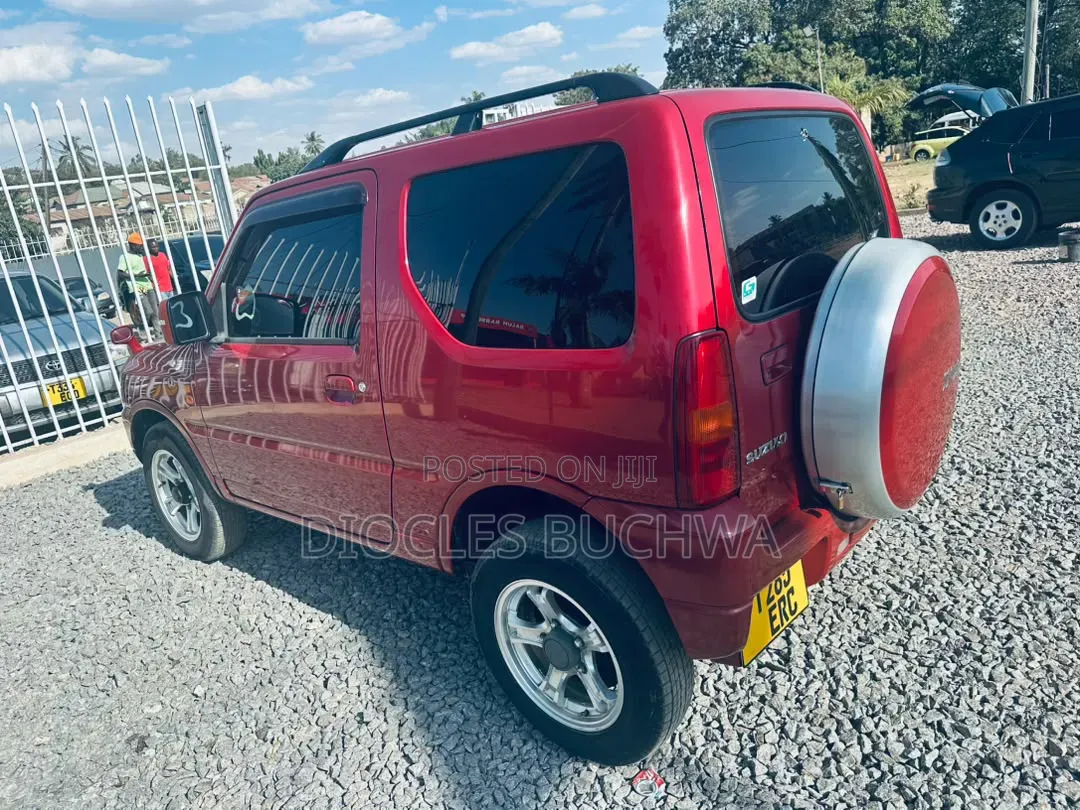 Suzuki Jimny 1.3 2012 Red