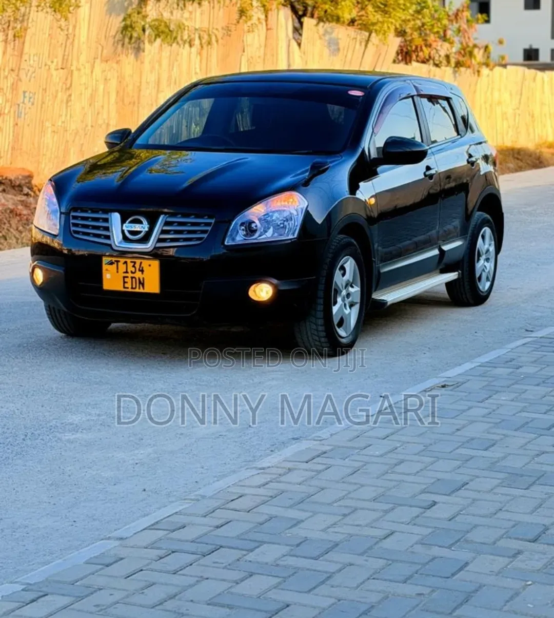 Nissan Dualis 2010 Black
