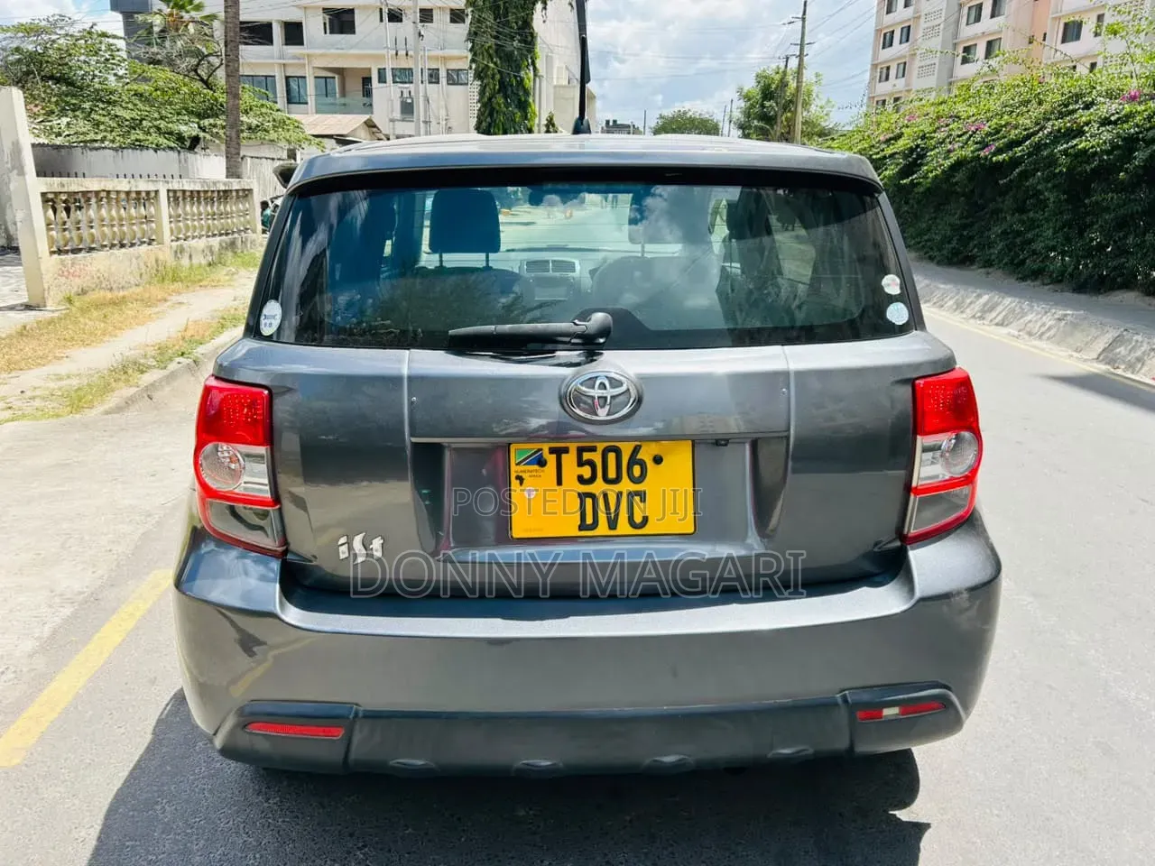 Toyota IST 2008 Gray