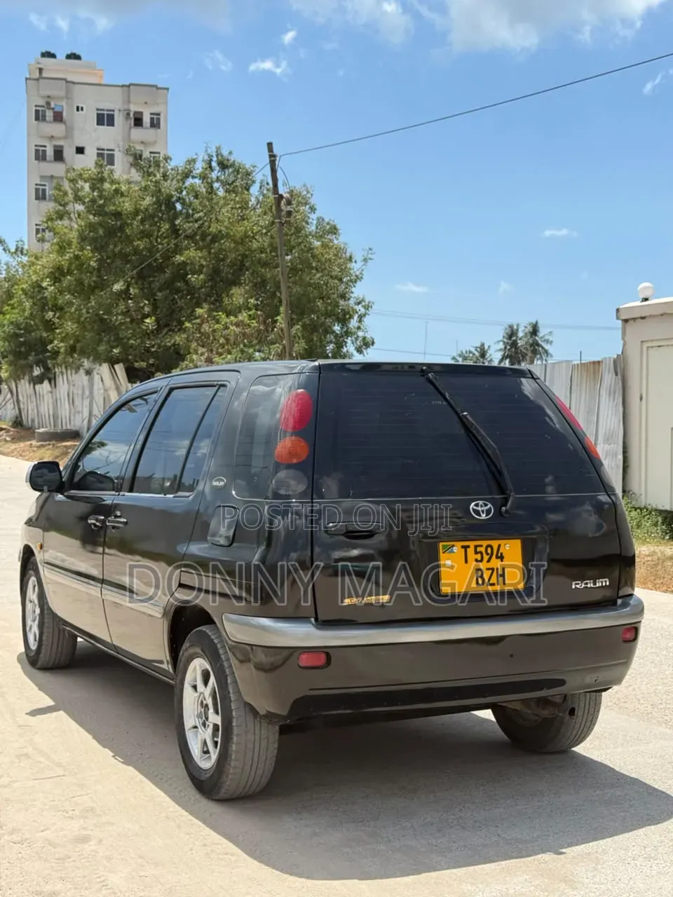 Toyota Raum 2004 Black