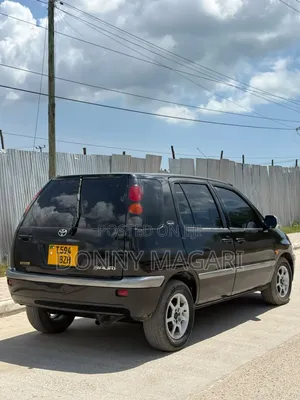 Toyota Raum 2004 Black