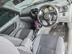 Toyota RAV4 2005 Silver