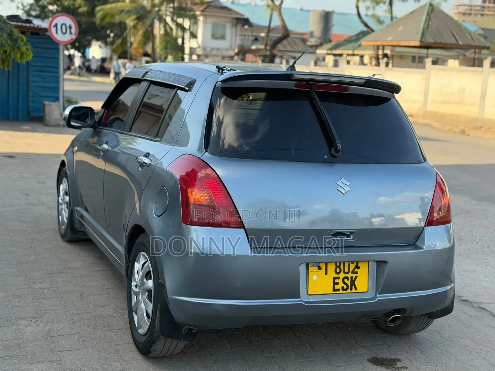 Suzuki Swift 2005 Gray