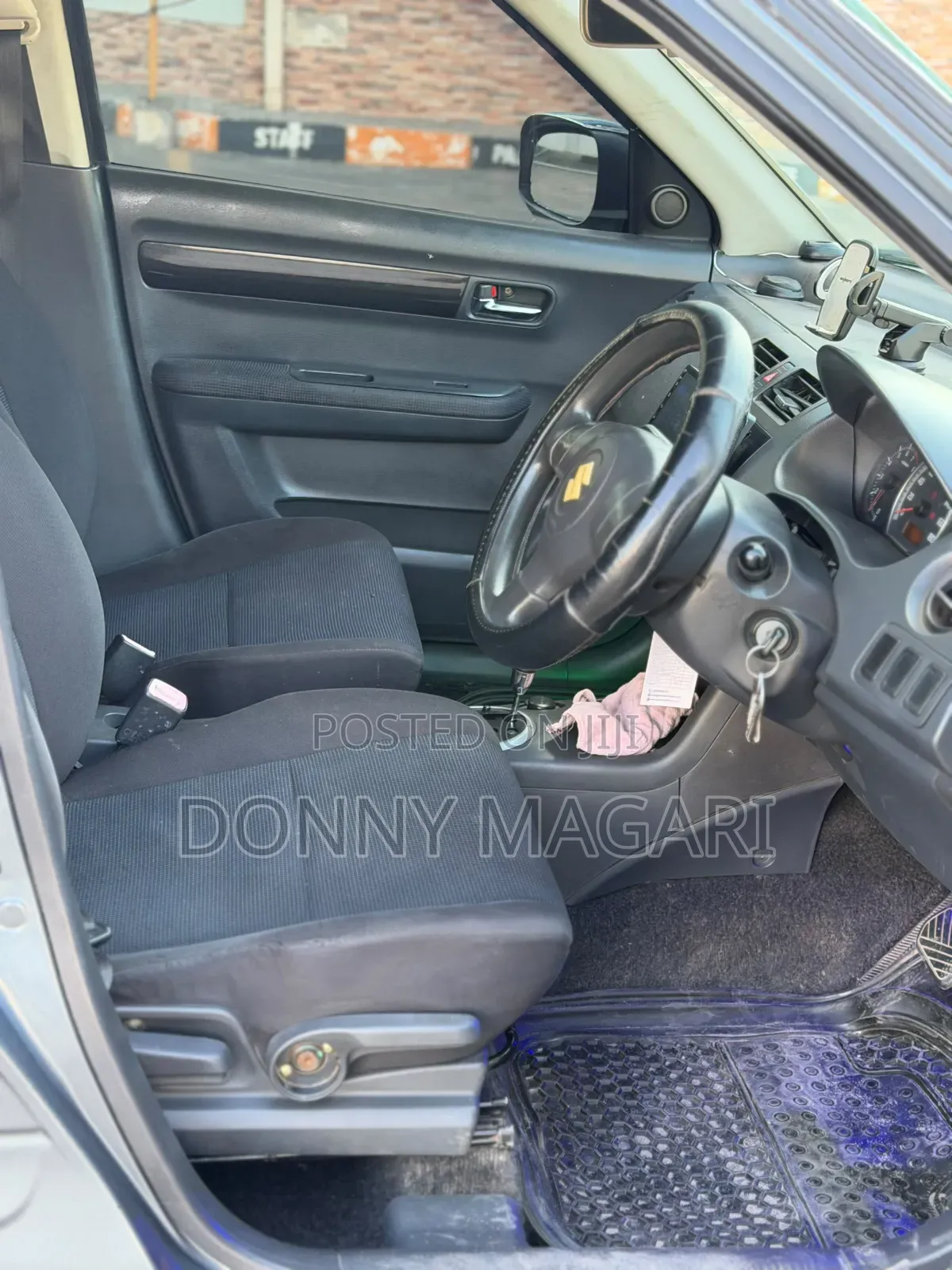 Suzuki Swift 2005 Gray