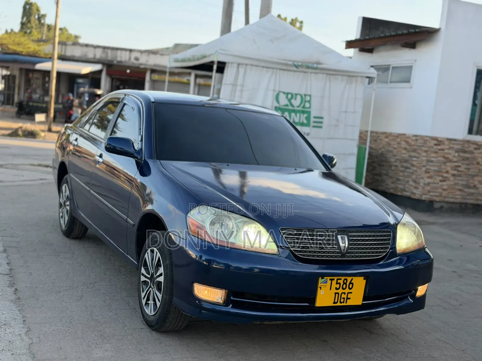 Toyota Mark II 2002 Blue