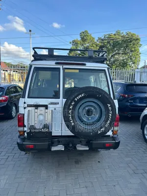 Toyota Land Cruiser 2020 White